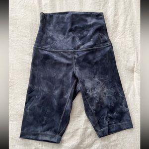 Lululemon SHR Align Bike Shorts 10”